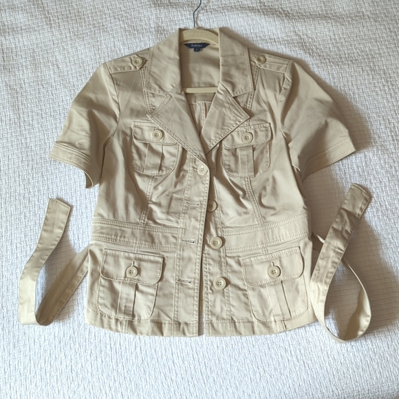 Reitmans Sz 9 Button Up Top Blazer in Tan - Picture 1 of 4